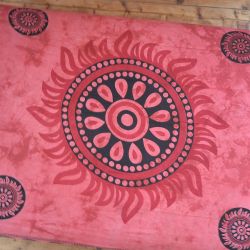 Narzuta bawełniana - czakra - czerwony batik