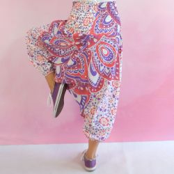Spodnie - bawełniane szarawary - biała mandala - ciepły różowy z fioletowym