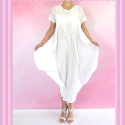 Sukienka indyjska - długa z koronkowym rękawkiem - biała