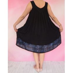 Sukienka indyjska za kolano - na ramiączkach - z satynowym haftem - czarny z granatowym