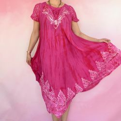 Sukienka indyjska - długa z koronkowym rękawkiem - fuksjowa